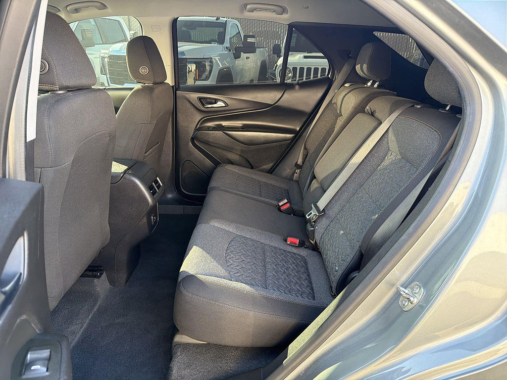 Used 2024 Chevrolet Equinox LT FWD image 23
