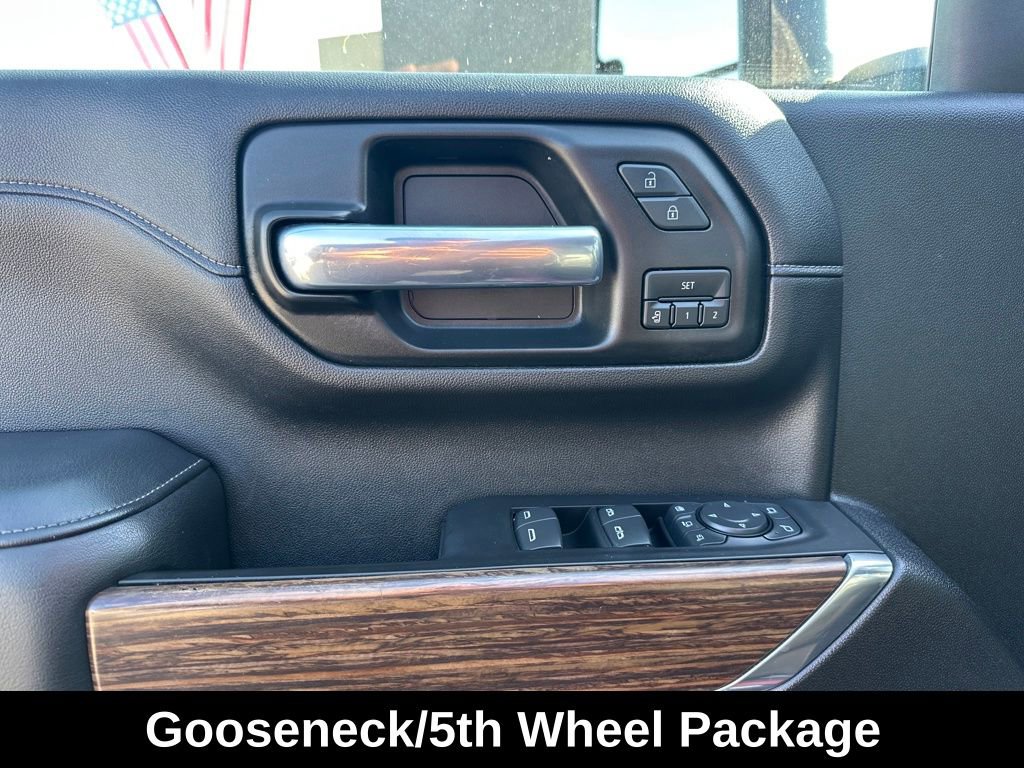 Used 2020 Chevrolet Silverado 2500 High Country w/ Z71 Off-Road Package image 10