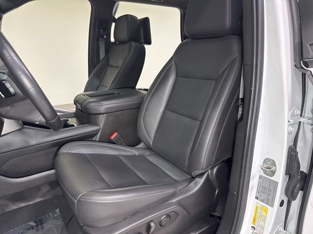 Used 2021 Chevrolet Tahoe Z71 w/ Luxury Package AWD/4WD image 18