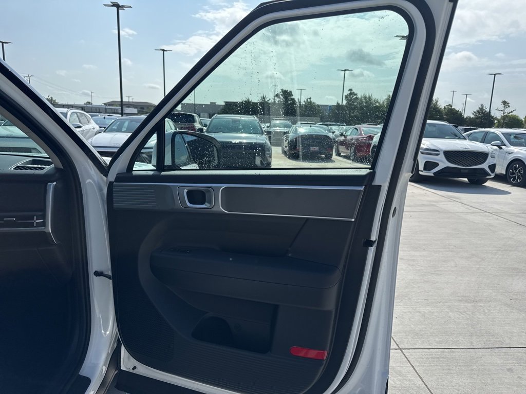 New 2026 Hyundai Santa Fe SE image 10