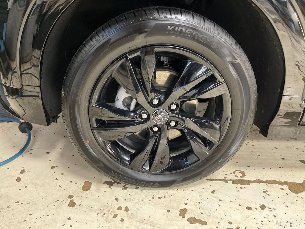Used 2024 Buick Encore GX Sport Touring AWD/4WD image 11