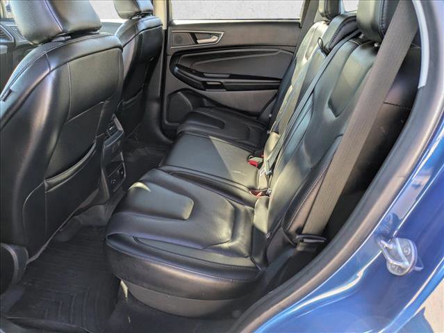 Used 2022 Ford Edge Titanium w/ Equipment Group 301A image 17