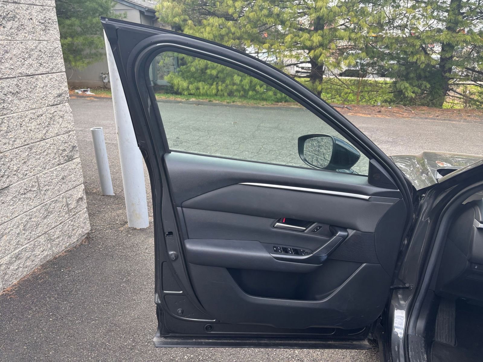 Used 2025 MAZDA CX-50 AWD 2.5 S w/ Select Package image 18