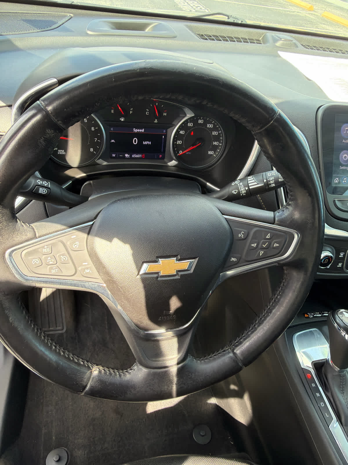 Used 2020 Chevrolet Equinox Premier FWD image 19