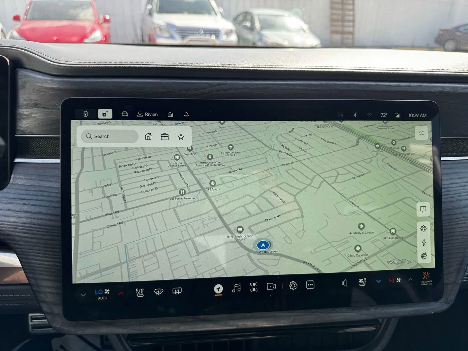 Used 2023 Rivian R1T Adventure image 12