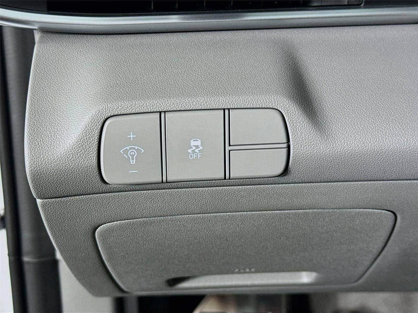 New 2026 Hyundai Elantra Sport FWD image 10