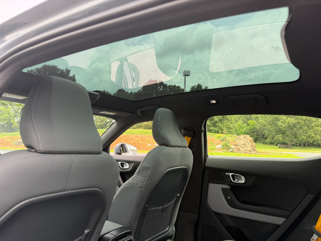 Used 2023 Polestar Polestar 2 w/ Pilot Pack AWD/4WD image 26