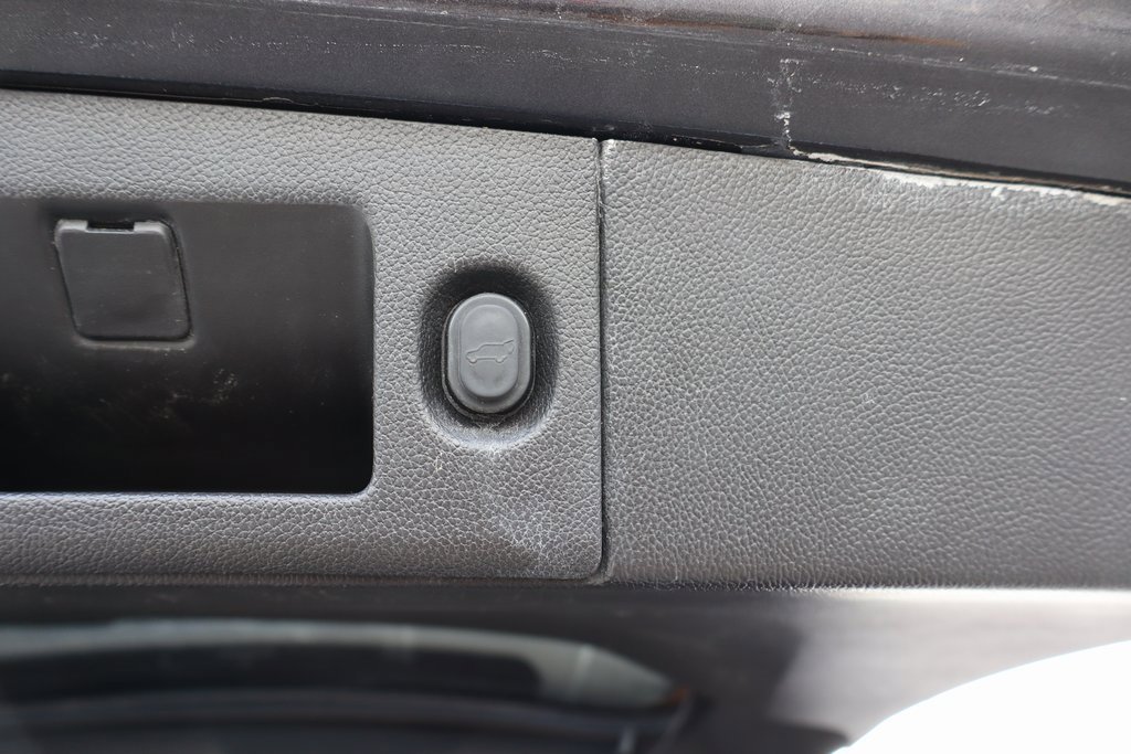 Used 2017 Chevrolet Tahoe Premier image 26