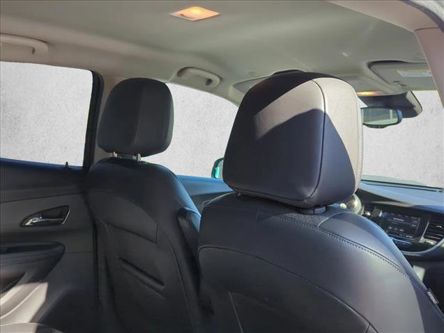 Used 2022 Buick Encore Preferred image 20