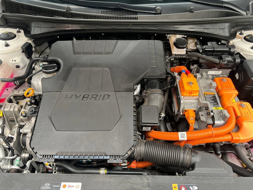 Used 2023 Hyundai Elantra Limited FWD image 20