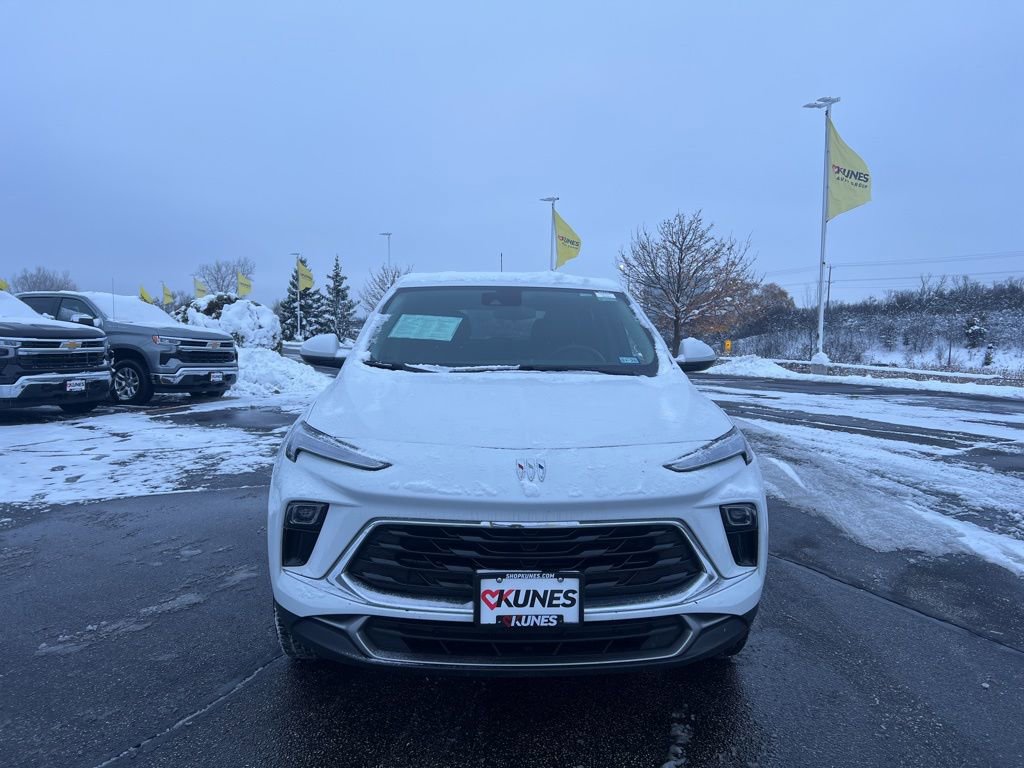 Used 2025 Buick Encore GX Preferred image 2