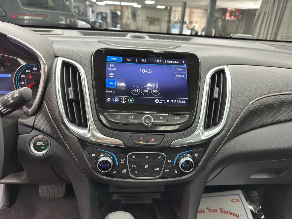 Used 2024 Chevrolet Equinox Premier AWD/4WD image 11