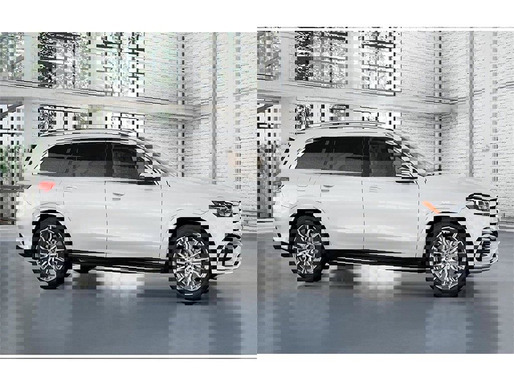 New 2026 Mercedes-Benz GLS 580 4MATIC image 14