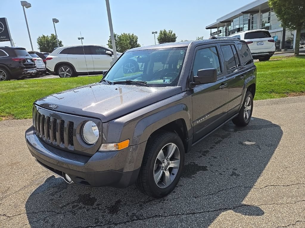 Used 2017 Jeep Patriot High Altitude AWD/4WD image 12