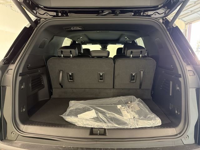 New 2026 Chevrolet Traverse LT w/ Sun and Wheel Package image 18