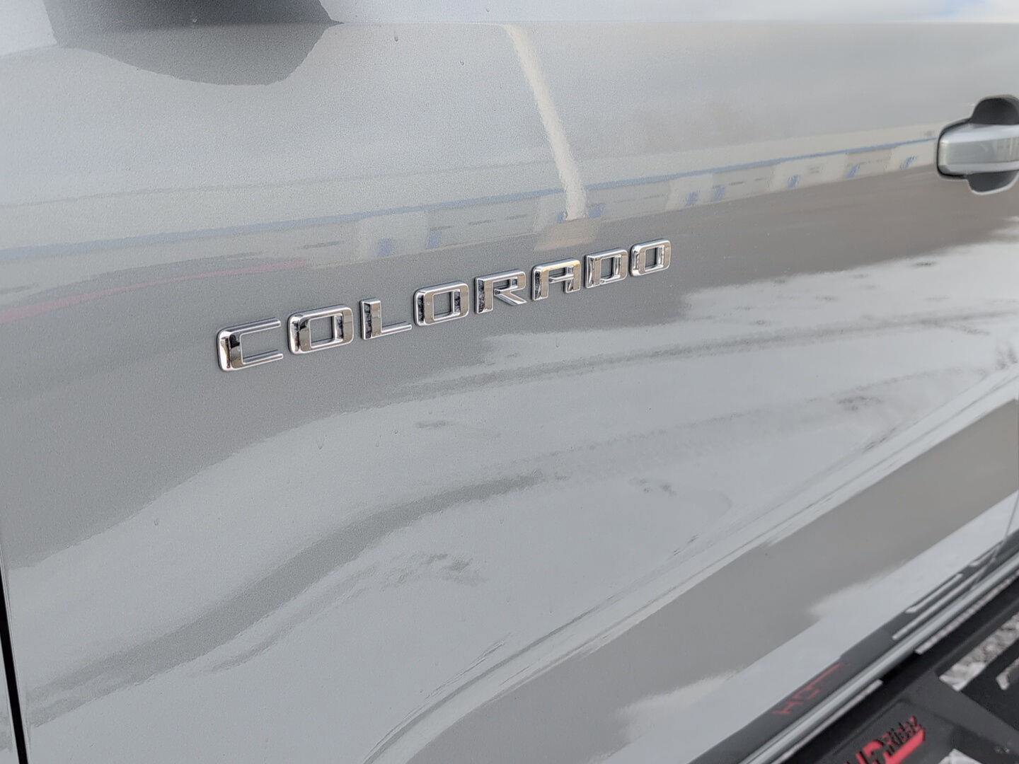 Used 2024 Chevrolet Colorado ZR2 w/ Safety Package image 11