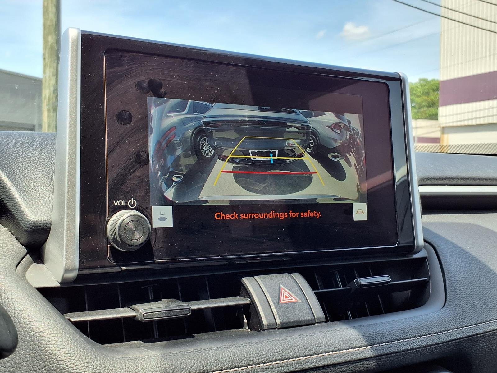 Used 2024 Toyota RAV4 XLE FWD image 7