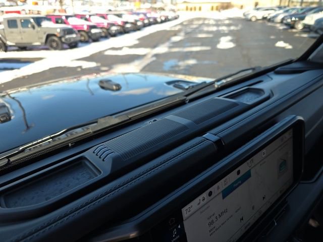 Used 2025 Jeep Wrangler Unlimited Sahara w/ Safety Group image 21