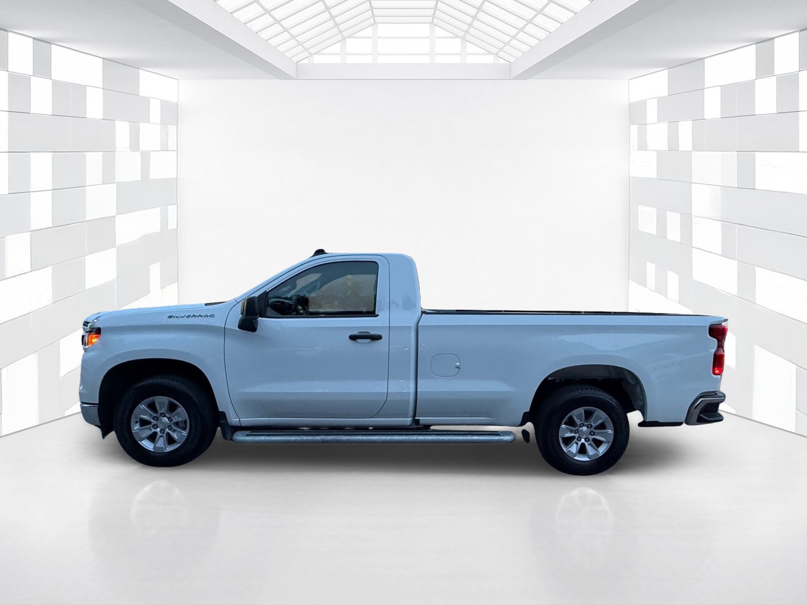 Used 2025 Chevrolet Silverado 1500 W/T RWD image 4
