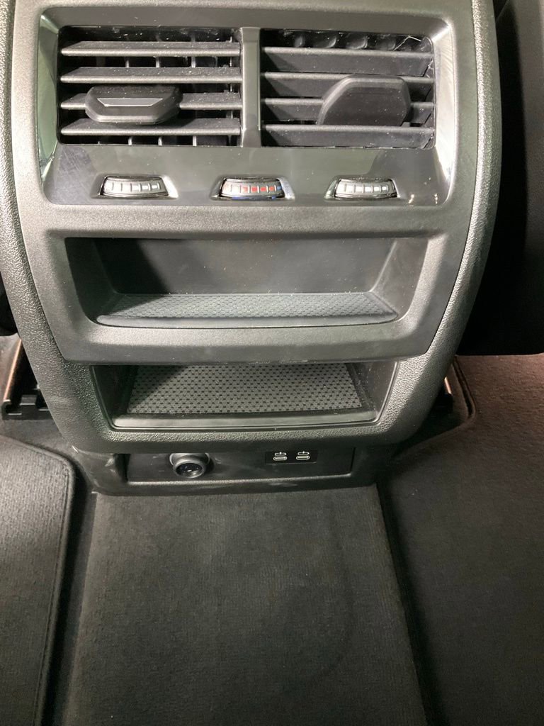 Used 2025 BMW X5 xDrive40i w/ Executive Package image 23