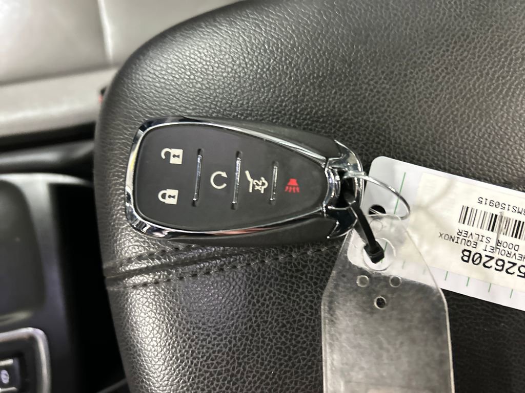 Used 2021 Chevrolet Equinox Premier FWD image 22