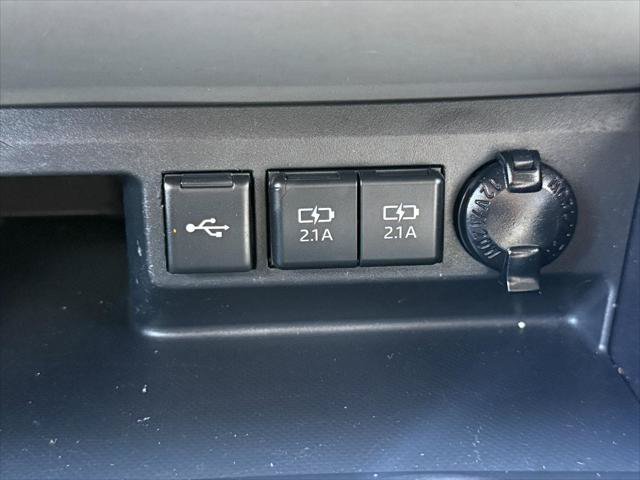Certified 2021 Toyota Highlander XLE AWD/4WD image 28