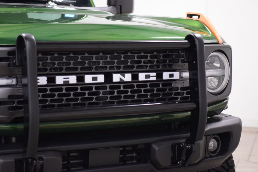 Used 2025 Ford Bronco Badlands AWD/4WD image 11