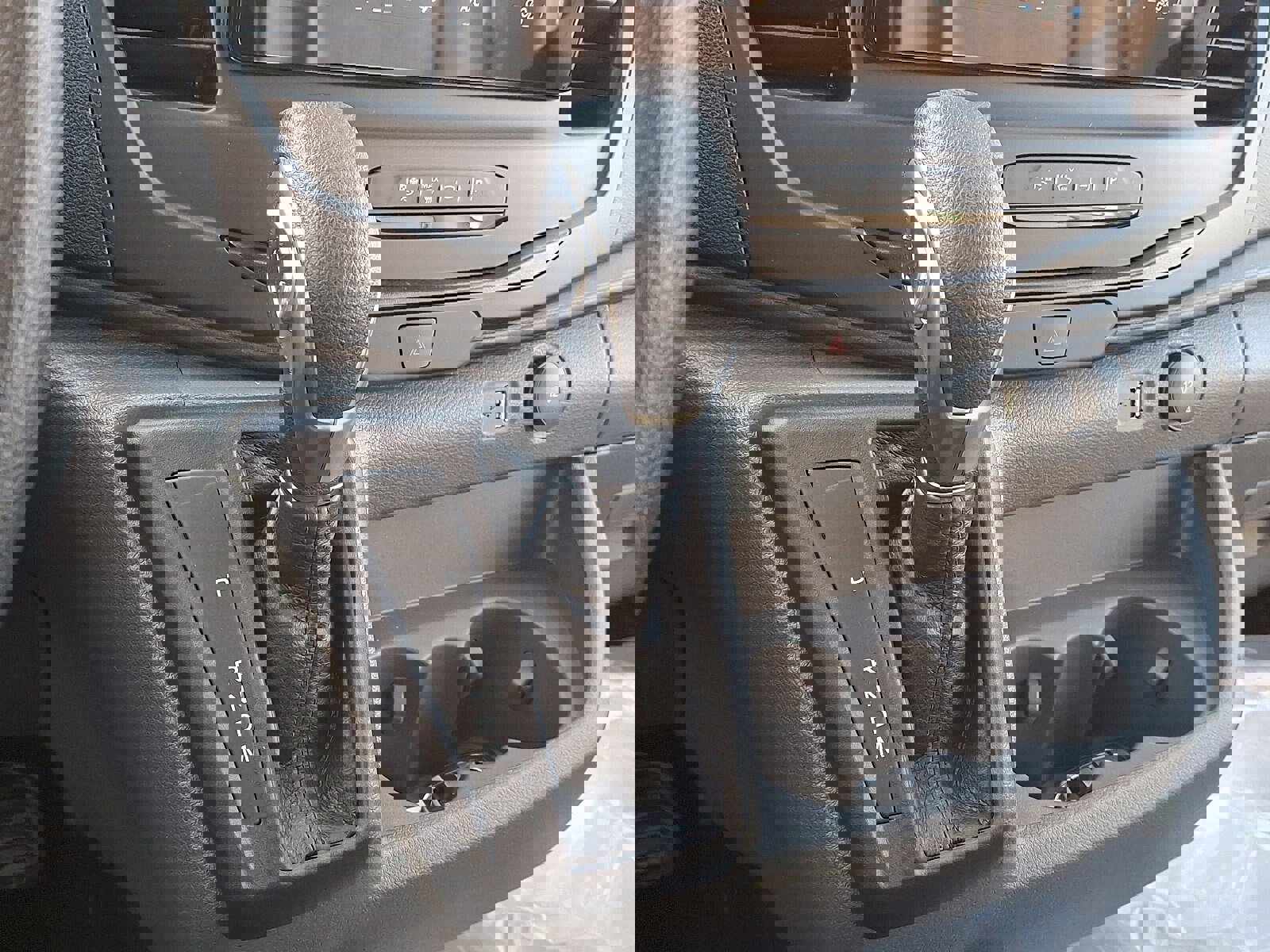 New 2025 Ford Transit 250 148 Medium Roof w/ Load Area Protection Package image 15