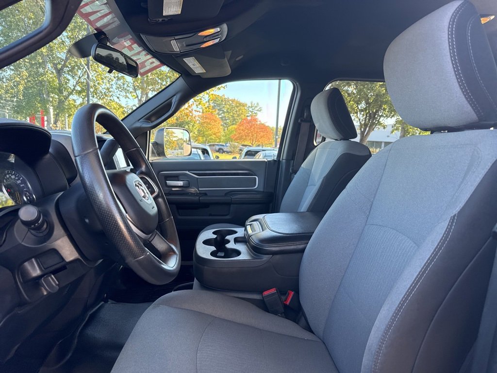 Used 2021 RAM 2500 Big Horn image 31