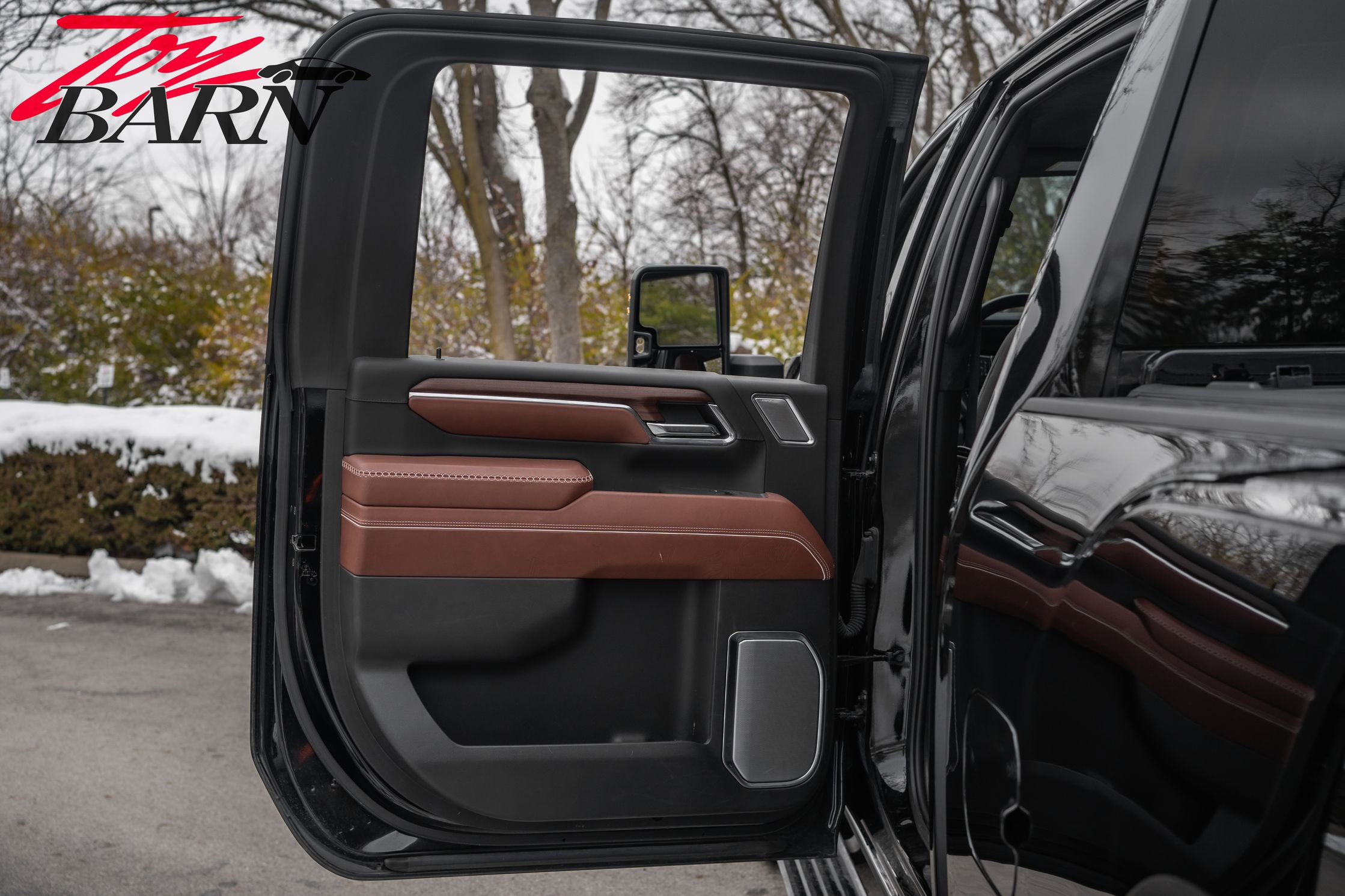 Used 2024 GMC Sierra 2500 Denali Ultimate image 46