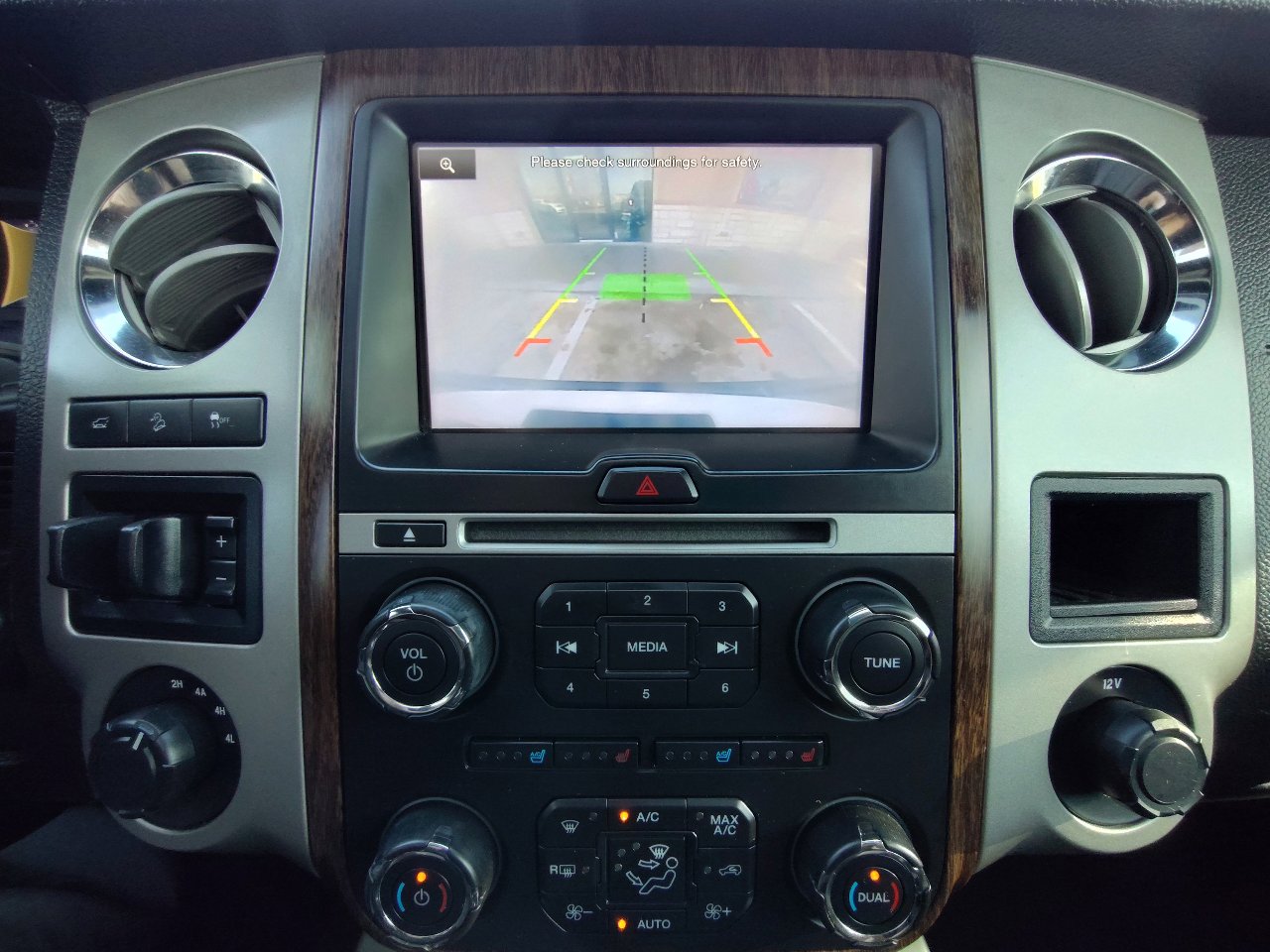 Used 2015 Ford Expedition EL King Ranch image 22