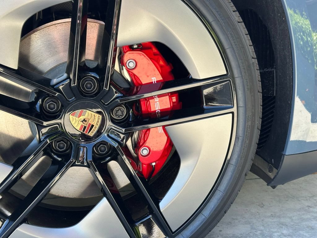 Used 2026 Porsche Taycan 4S AWD/4WD image 16