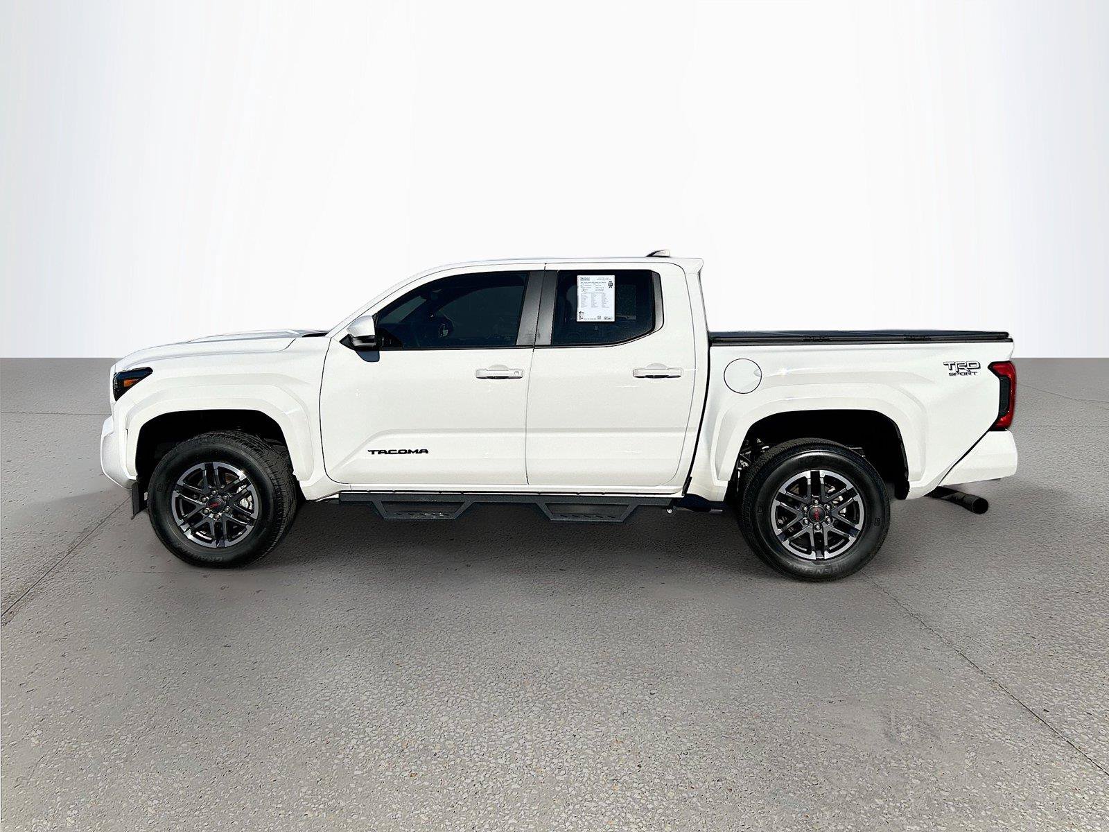 Used 2024 Toyota Tacoma TRD Sport AWD/4WD image 7