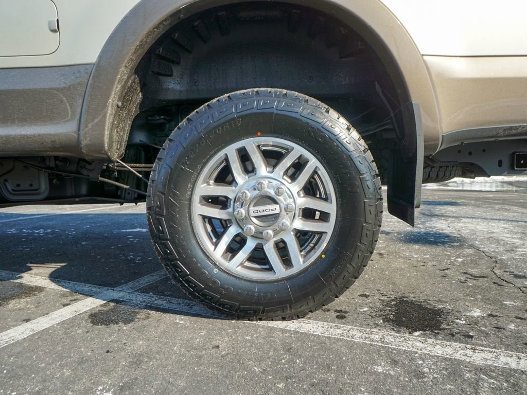 Used 2017 Ford F250 Lariat w/ Lariat Ultimate Package image 14