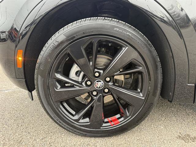 Certified 2023 Buick Envision Essence w/ Sport Touring Package image 6