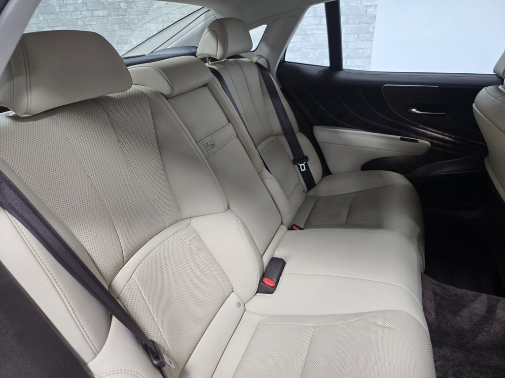 Used 2019 Lexus LS 500 image 47