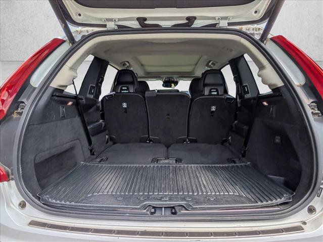 Used 2019 Volvo XC90 T6 Momentum w/ Protection Package Premier AWD/4WD image 6