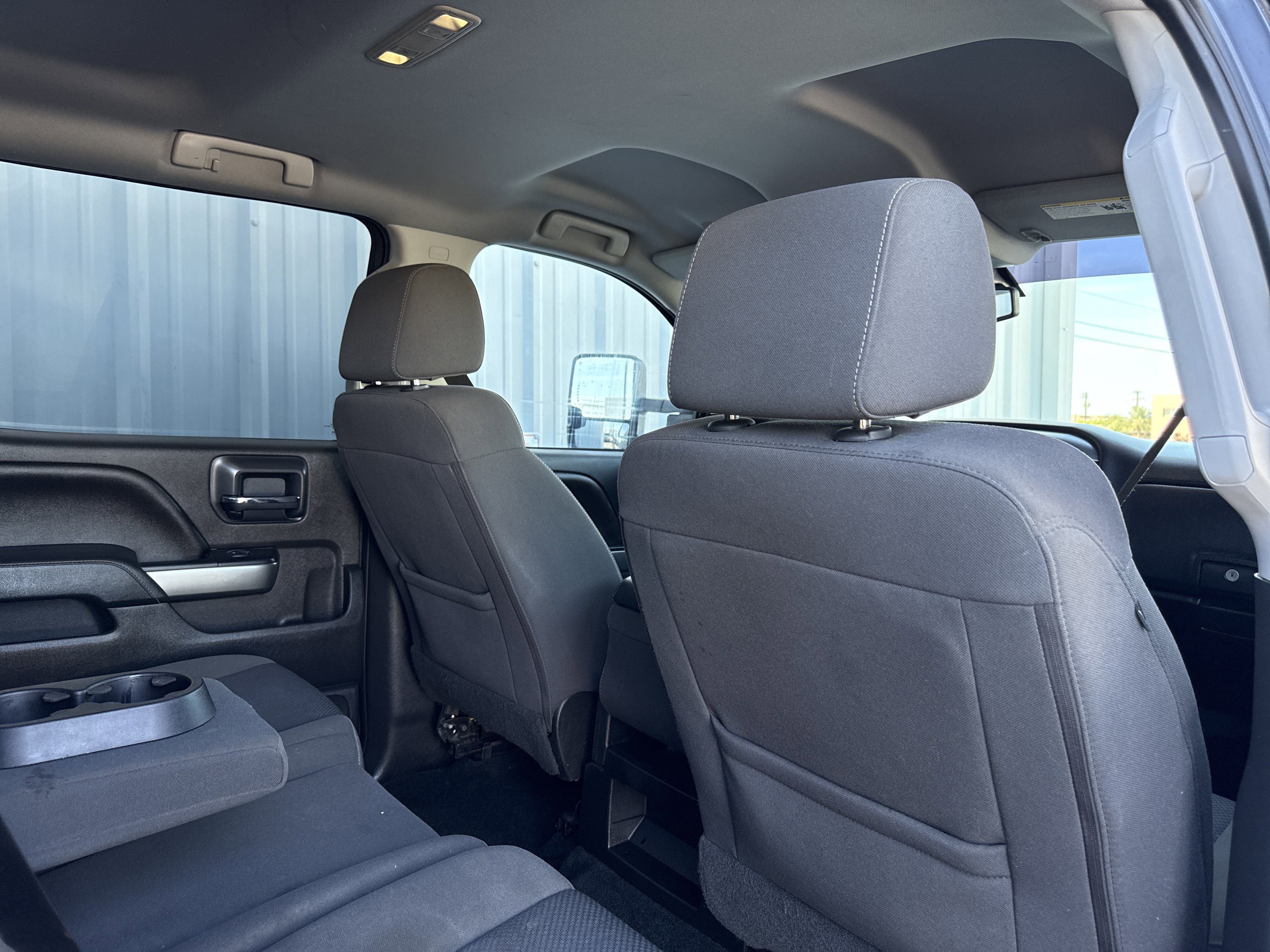 Used 2018 Chevrolet Silverado 1500 LT w/ Texas Edition image 35