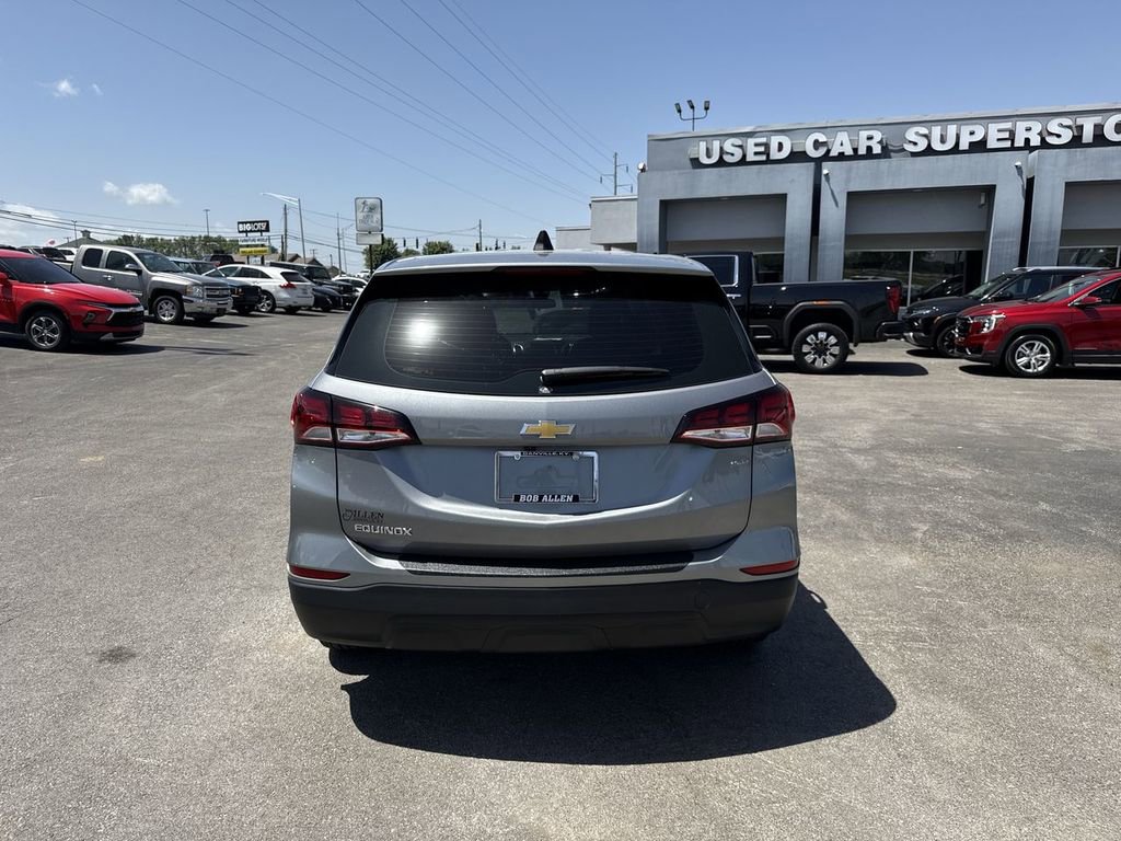 Used 2023 Chevrolet Equinox LS FWD image 18