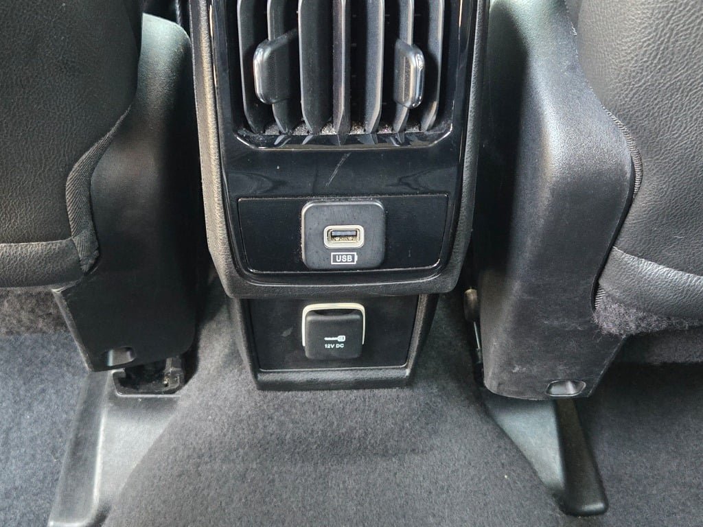 Used 2025 Jeep Compass Limited AWD/4WD image 18