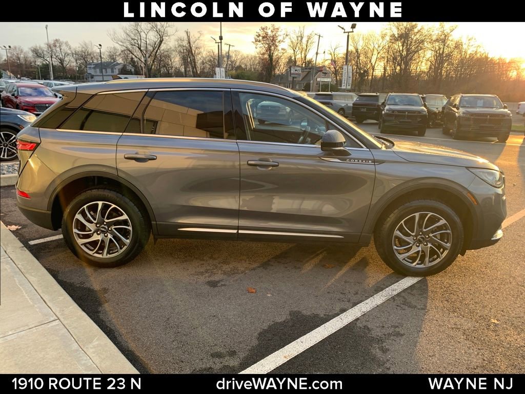 Certified 2022 Lincoln Corsair AWD w/ Equipment Group 101A image 30