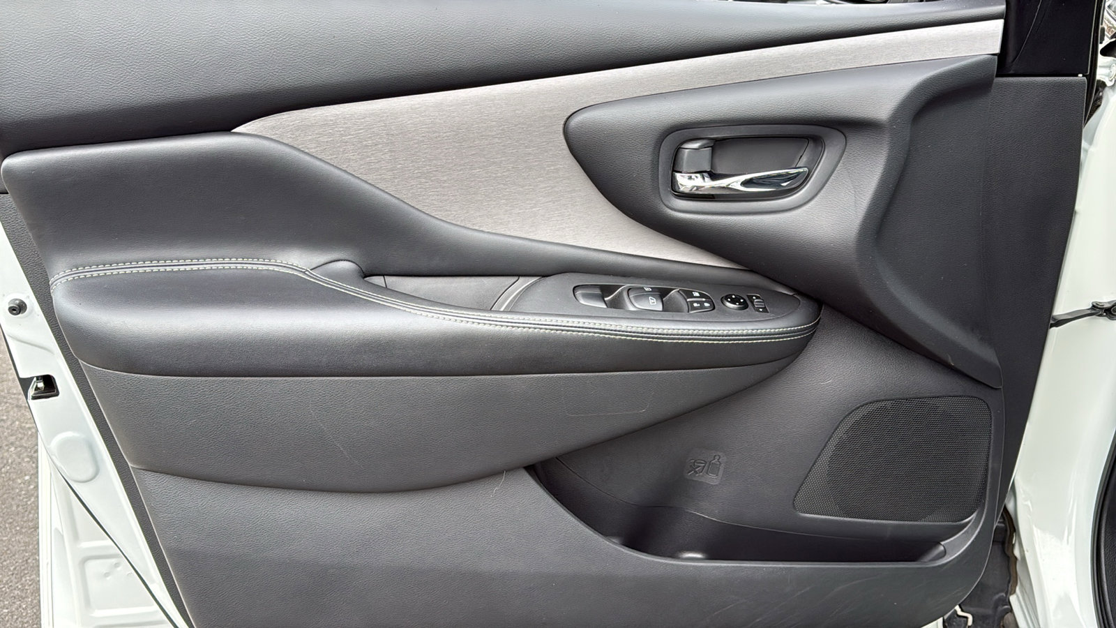 Certified 2023 Nissan Murano SV image 6