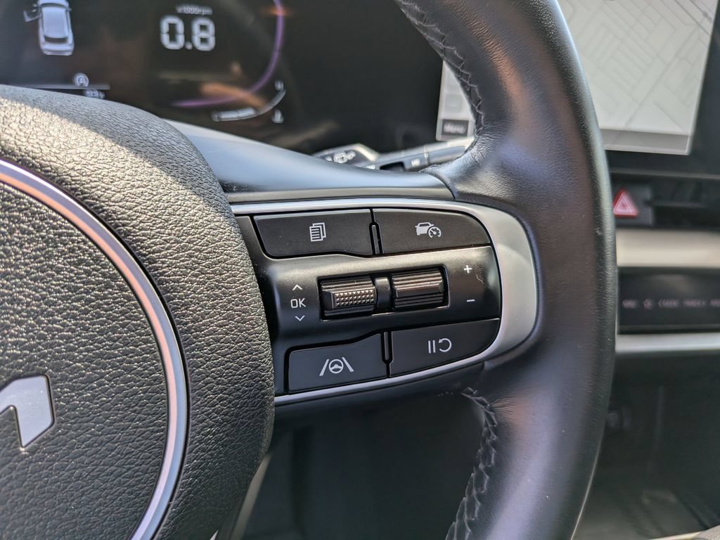 Certified 2024 Kia Sportage EX FWD image 30