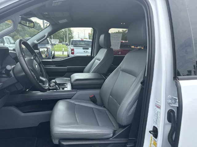 Used 2025 Ford F150 Lightning Flash AWD/4WD image 15
