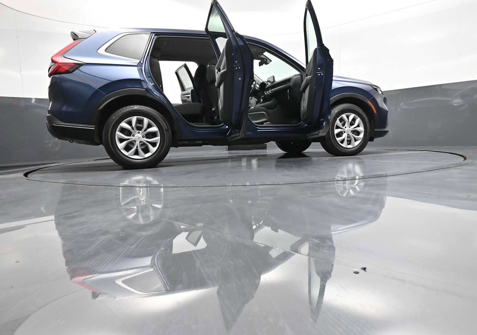 Certified 2025 Honda CR-V LX image 47