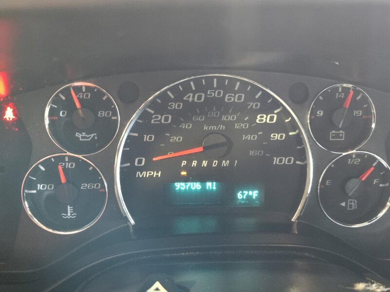 Used 2019 Chevrolet Express 3500 w/ Power Convenience Package RWD image 13