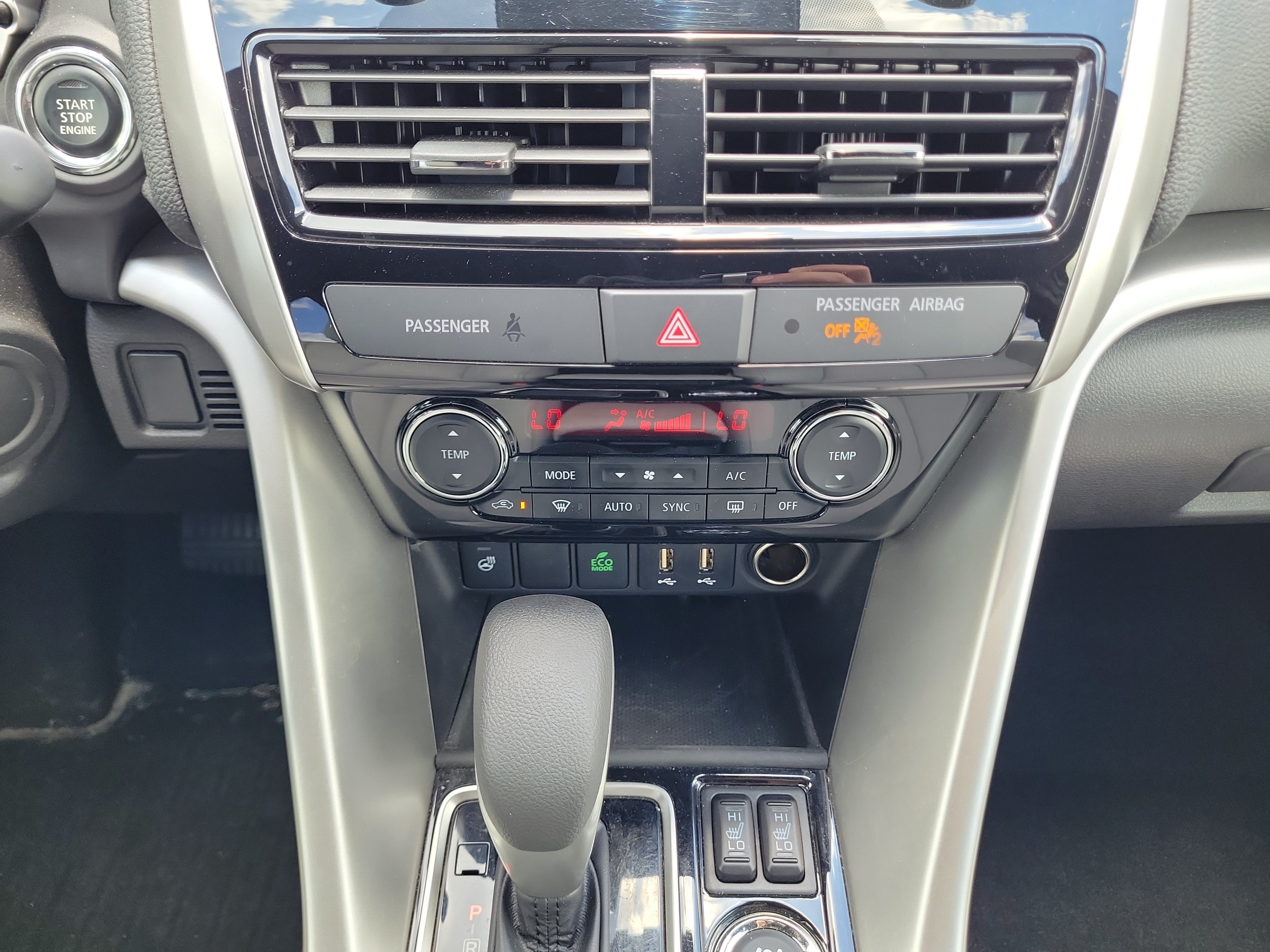Used 2024 Mitsubishi Eclipse Cross SE AWD/4WD image 14