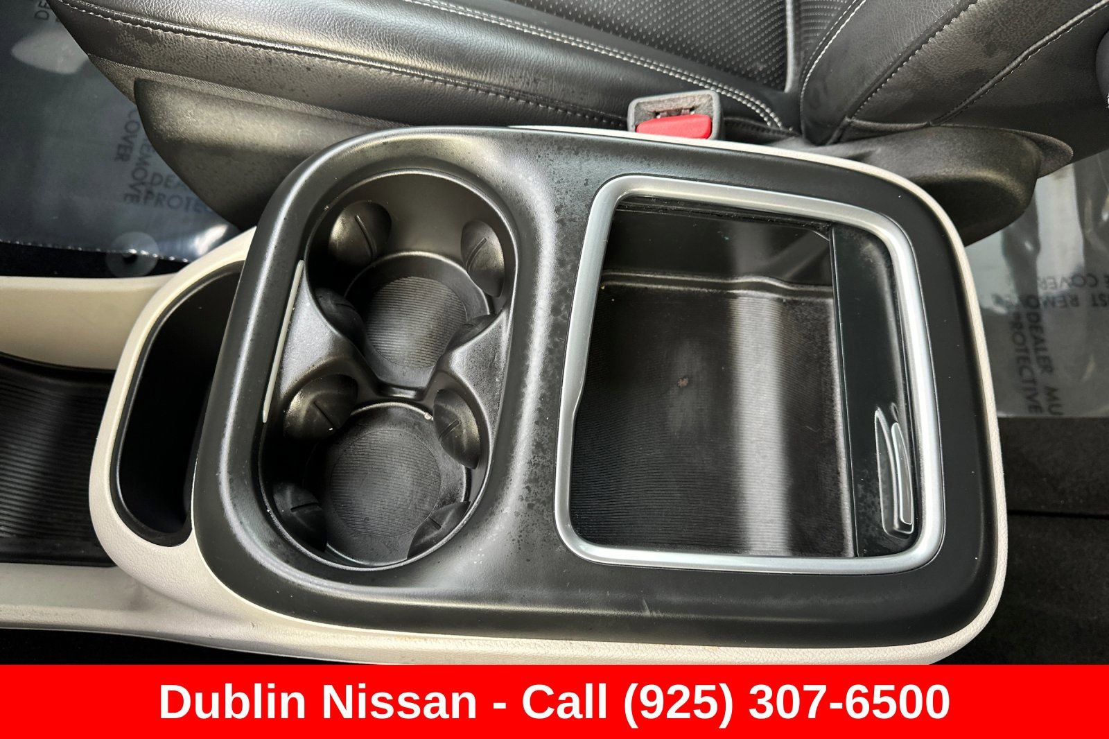 Used 2022 Chrysler Pacifica Touring-L FWD image 34