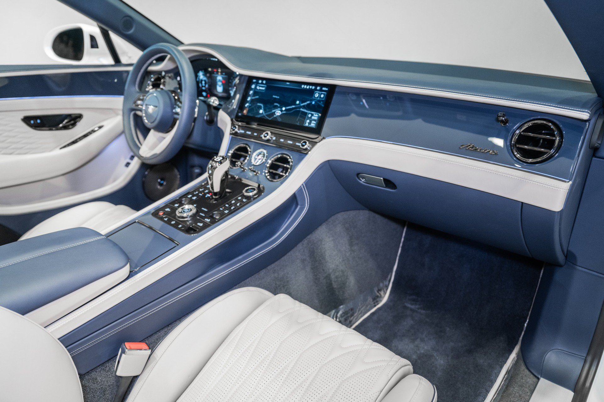 New 2026 Bentley Continental GTC AWD/4WD image 4