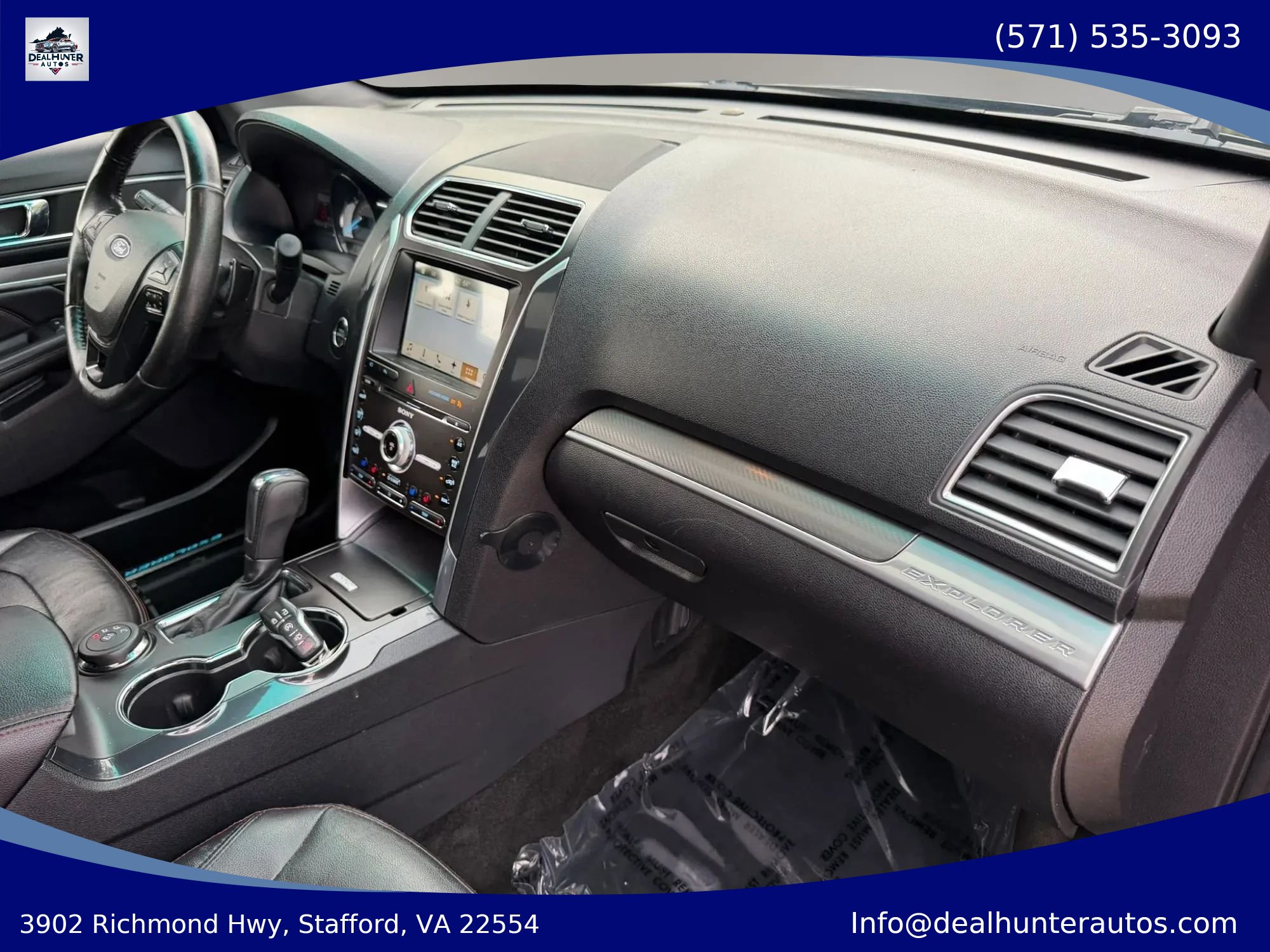 Used 2017 Ford Explorer Sport w/ Equipment Group 401A AWD/4WD image 17